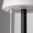 Lampada da Tavolo LED Ricaricabile Nero IP44 In Alluminio e Policarbonato