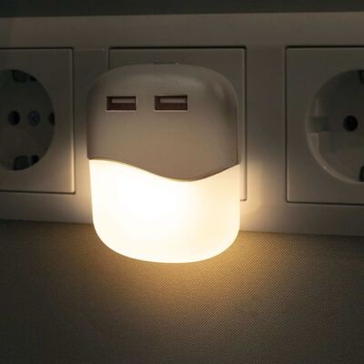 Smartwares Luce Notturna Con USB a LED 6,3x5,7x11,4 cm