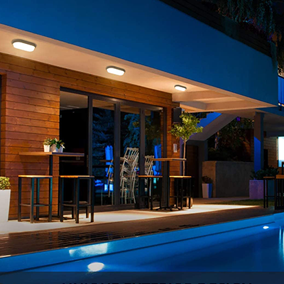 Plafoniera LED Ovale Bianca 15W Luce Calda 3000K 55*100*200 IP54