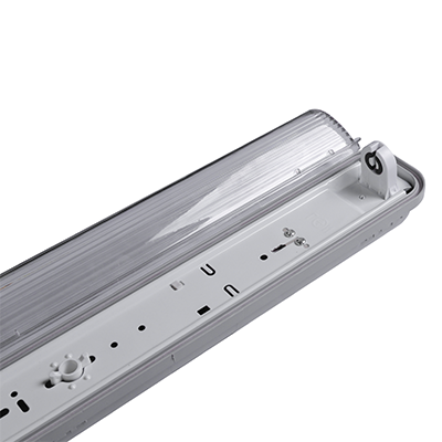 Plafoniera Stagna a 1 posto per Tubi Led G13 T8 da 60cm FSL