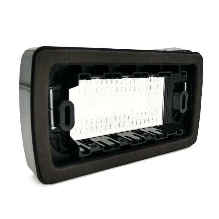 Placca Idrobox IP55 4 Posti Nera Compatibile Bticino Matix