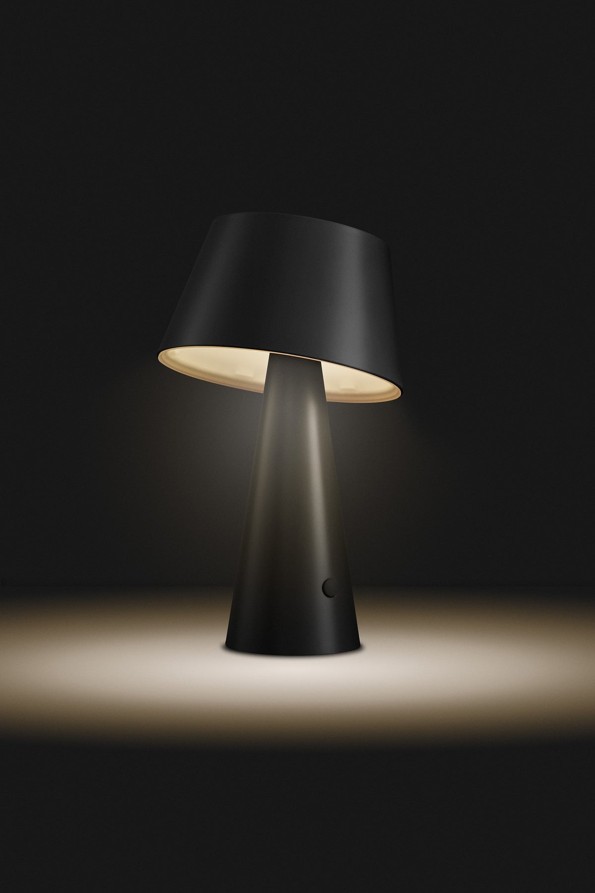 Lampada da Tavolo LED Solare e USB-C TIZIA Nera 2,6W 3000K IP54