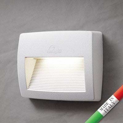 Segnapasso in Resina LORENZA 190 Bianco IP55 con R7S 7,5W CCT