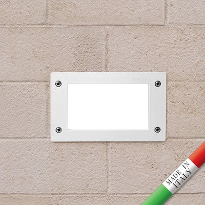 Segnapasso da Incasso in Resina LETI 200 Bianco IP66 con GX53 3W CCT
