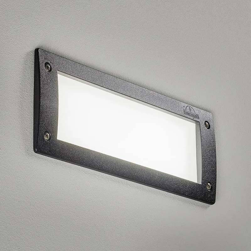 Segnapasso da Incasso in Resina LETI 300 Nero IP66 E27