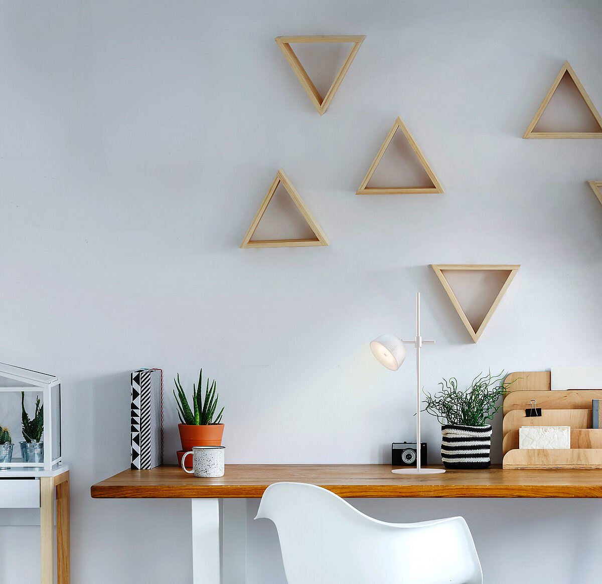 Lampada da Tavolo LED Ricaricabile MAGNETIKA Nera 3W 3000K IP54