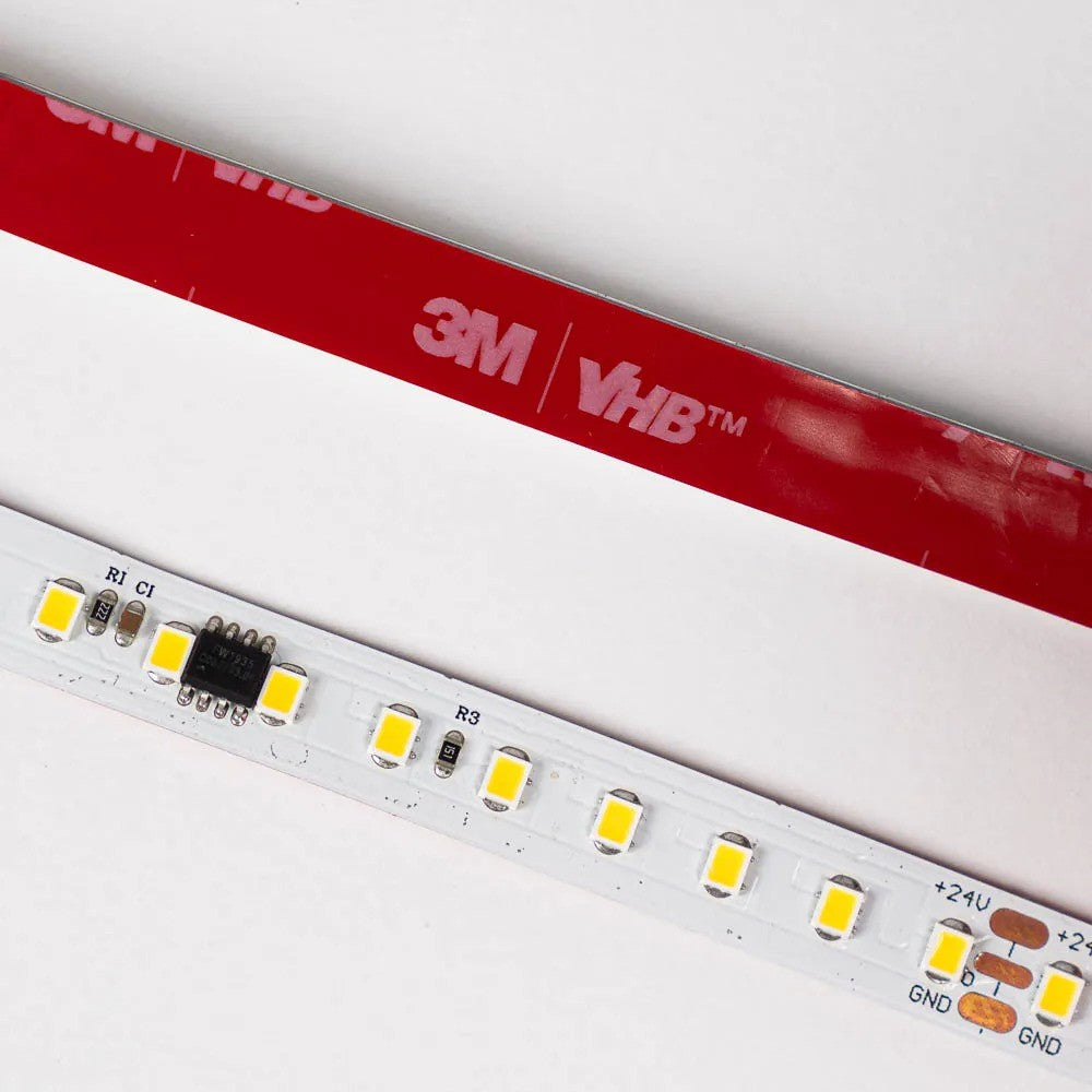 Striscia Led RUNNING Digitale Arelux 8W/MT 24V IP20 10mm 3000K 10MT