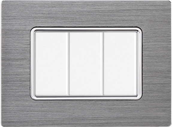 Placca in Alluminio Silver Compatibile Bticino Matix - 3 Posti - Ettroit