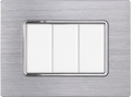 Placca in Alluminio Silver Lucido Compatibile Bticino Matix - 3 Posti - Ettroit