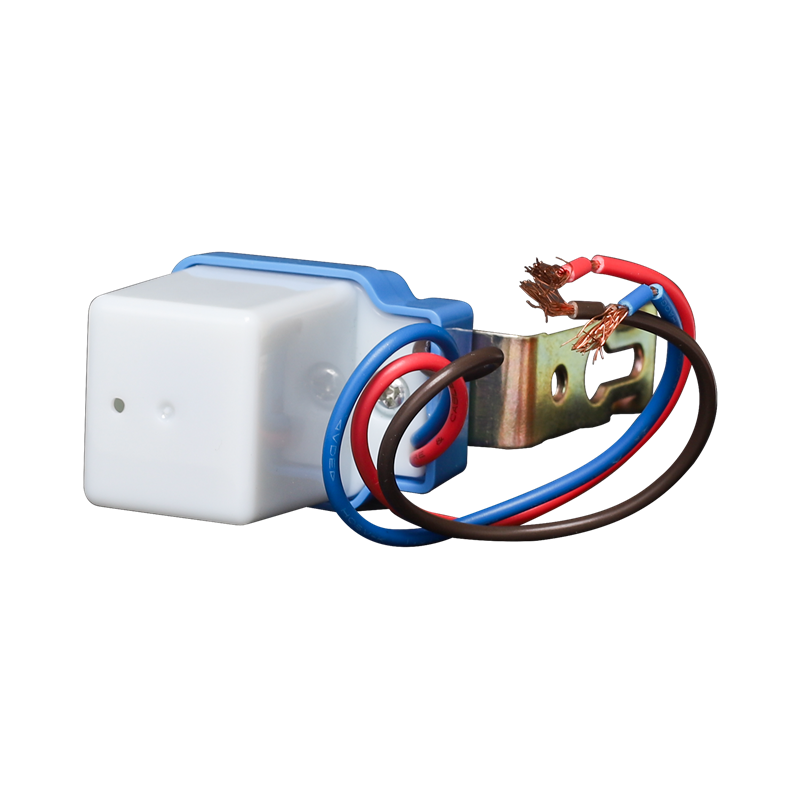 Interruttore Sensore Crepuscolare Fotoelettrico 220 240V IP44 Per Lampade Faro Faretto Led Aigostar