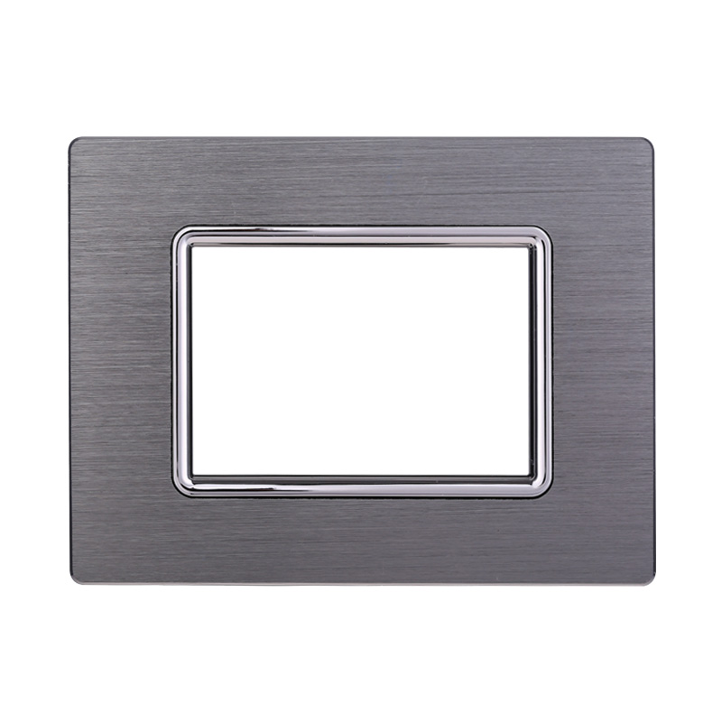 Placca in Alluminio Silver Compatibile Living Light - 3 Posti - Ettroit