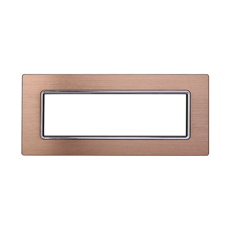 Placca in Alluminio Oro Compatibile Living Light - 7 Posti - Ettroit