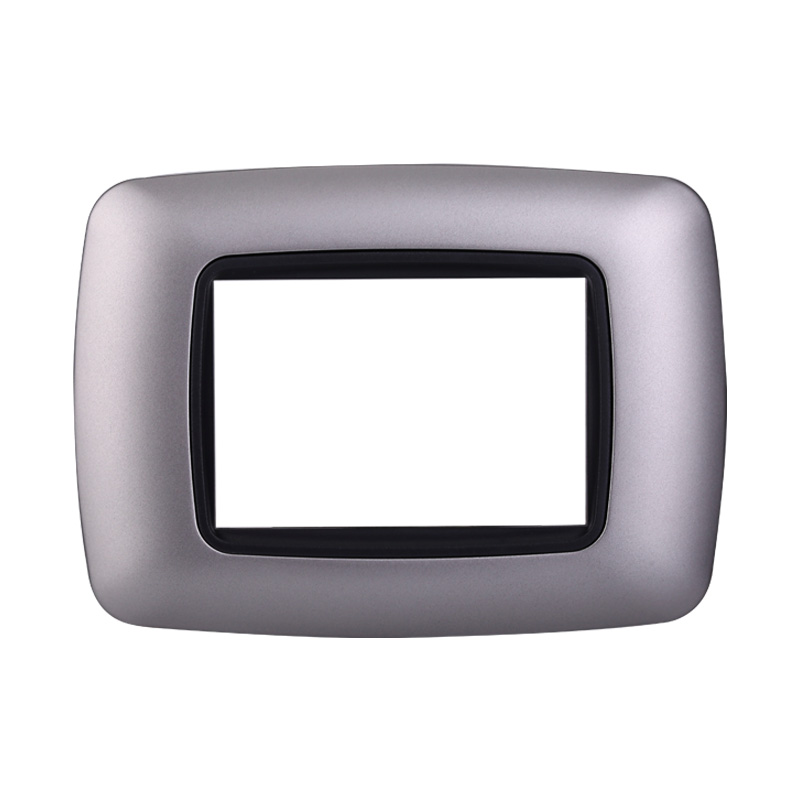 Placca in Plastica Bombata Silver Compatibile Living Light - 3 Posti - Ettroit