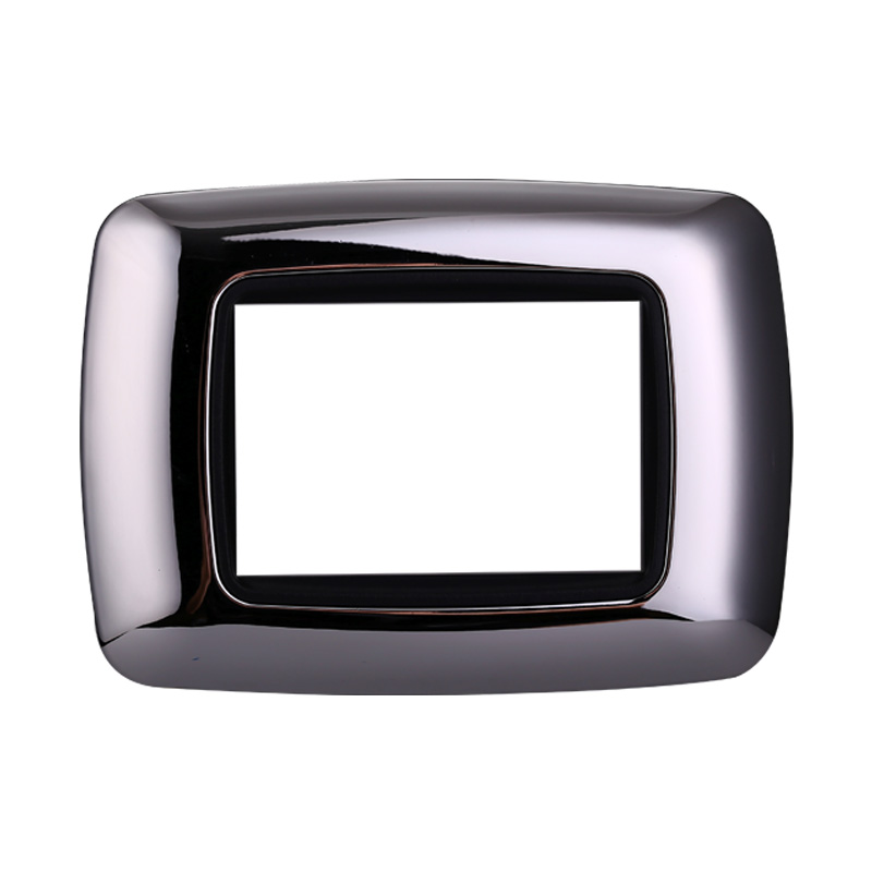 Placca in Plastica Bombata Cromato Lucido Compatibile Living Light - 3 Posti - Ettroit