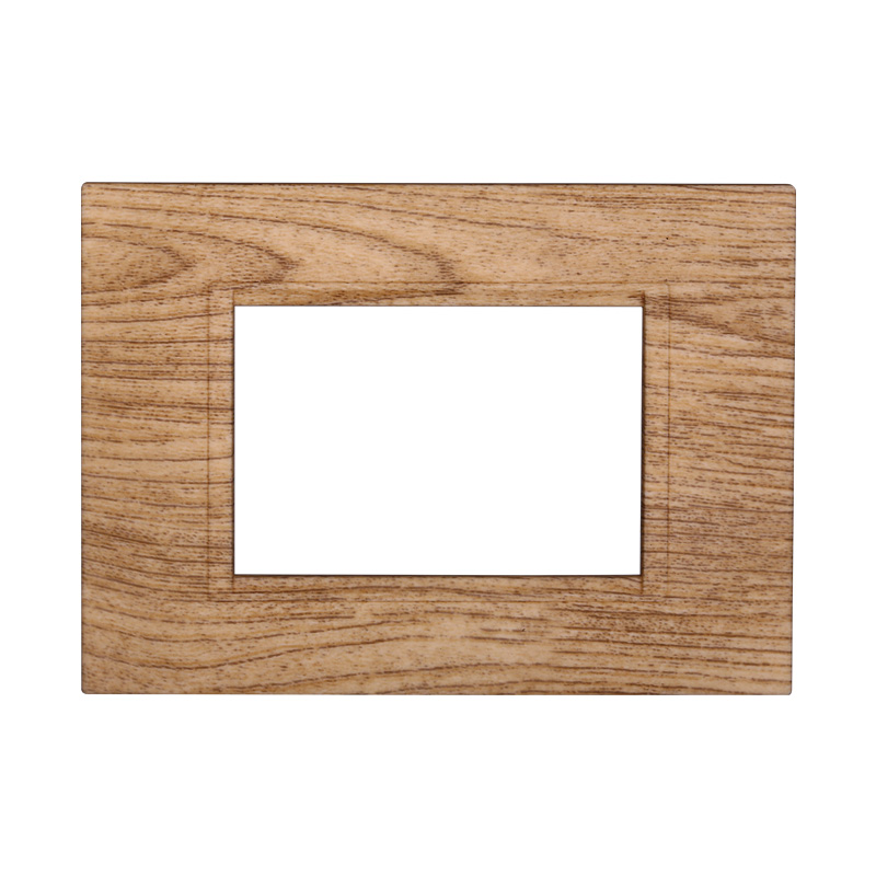 Placca in Plastica Quadrata Legno Chiaro Compatibile Living Light - 3 Posti - Ettroit