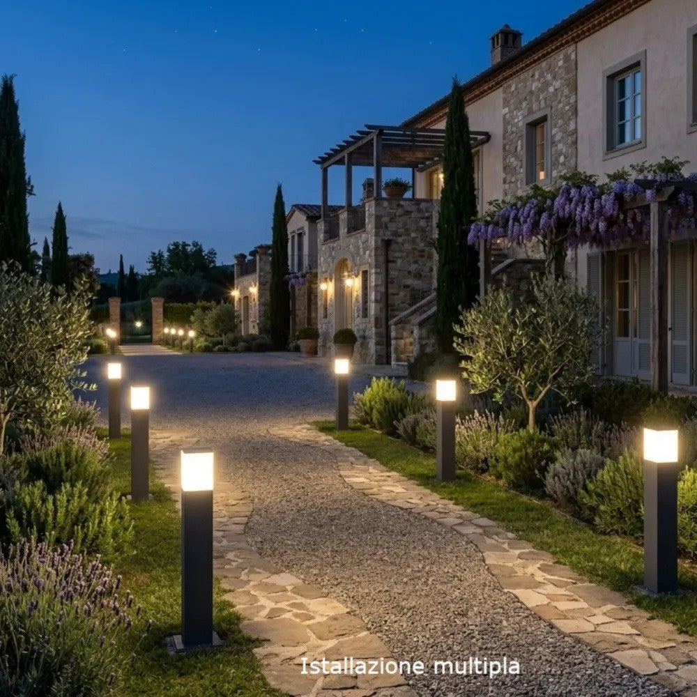 Lampione Paletto Top Light NIZZA GRIGIO ANTRACITE E27 LED IP44 Alluminio e Policarbonato